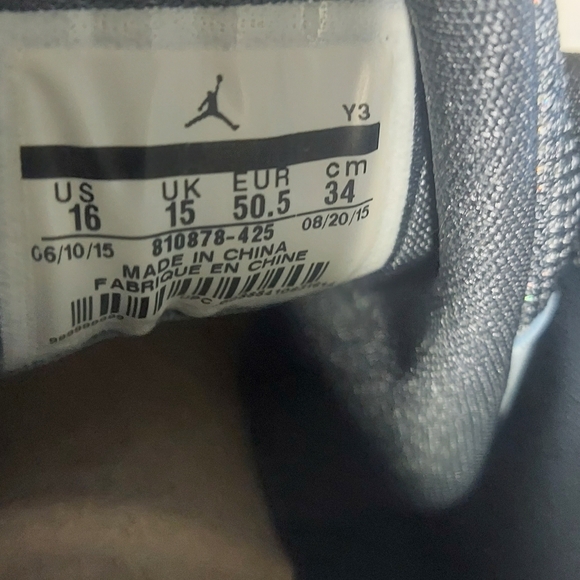 Michael Jordan Cp3.lx Christmas Edition - Picture 6 of 6